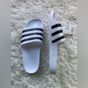 Adidas Adilette Aqua Slides, Women’s 9, Men’s 8, White, Black, NWT